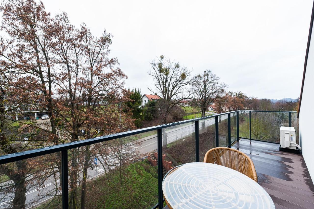 Lake Club Apartments - Loftaffair Mikołajki المظهر الخارجي الصورة