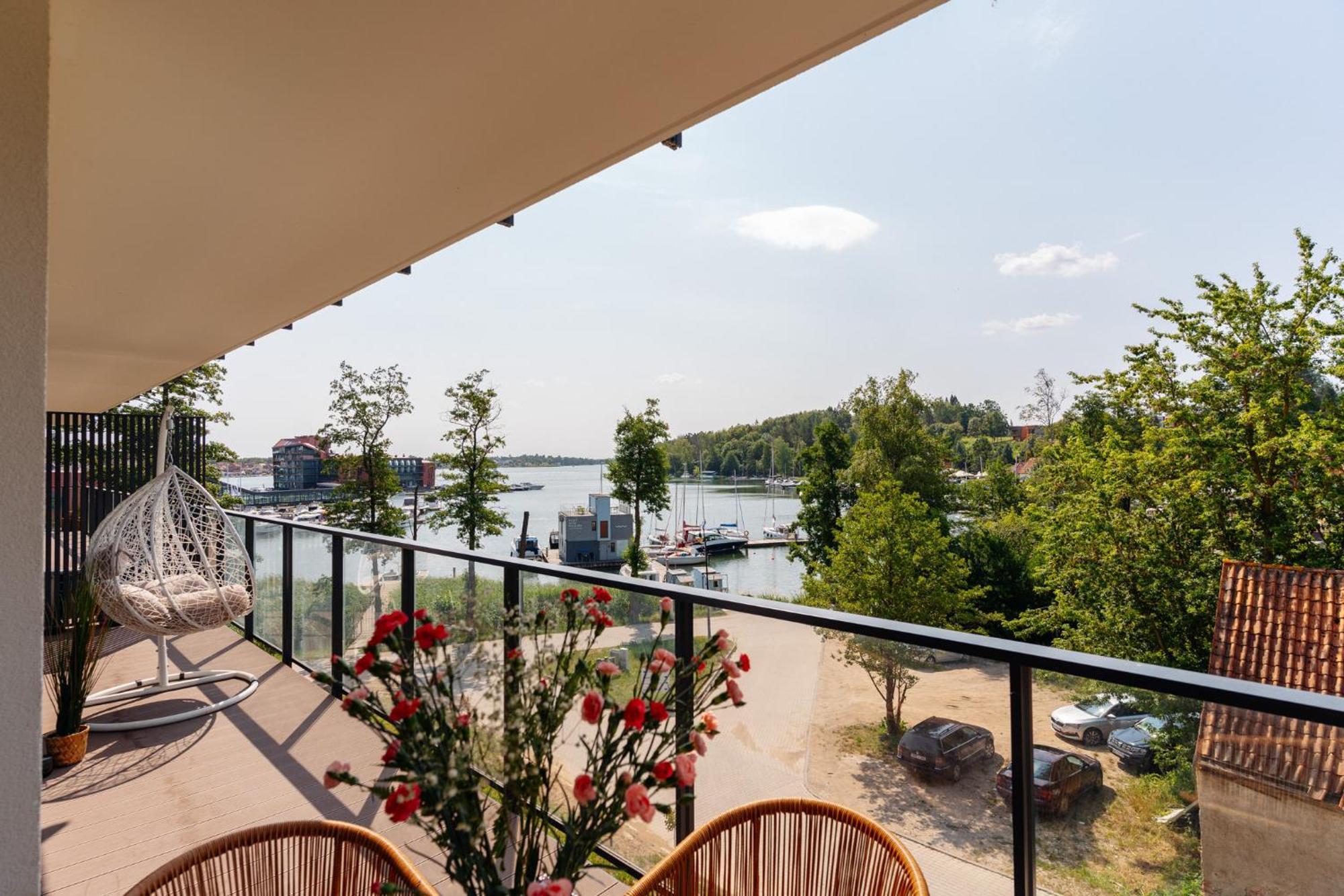 Lake Club Apartments - Loftaffair Mikołajki المظهر الخارجي الصورة